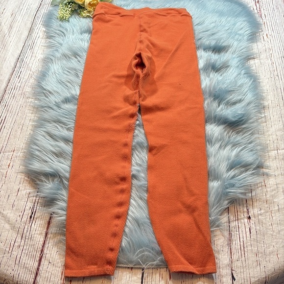 Good American Ribbed Orange High Rise Leggings - Picture 9 of 9